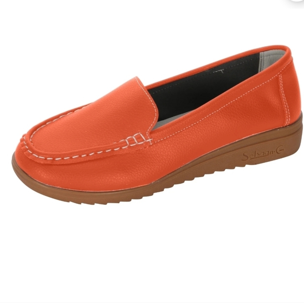 Solsagn.G Slip On Orange Moccasins Women's Shoes Size 40 (8)) NWOT - Picture 2 of 8